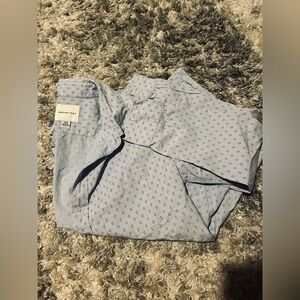 long sleeve button up dress shirt 
american eagle 
size small 
light blue